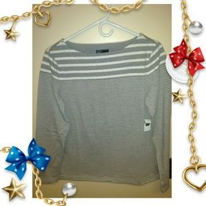 Long sleeve Stripped sweater